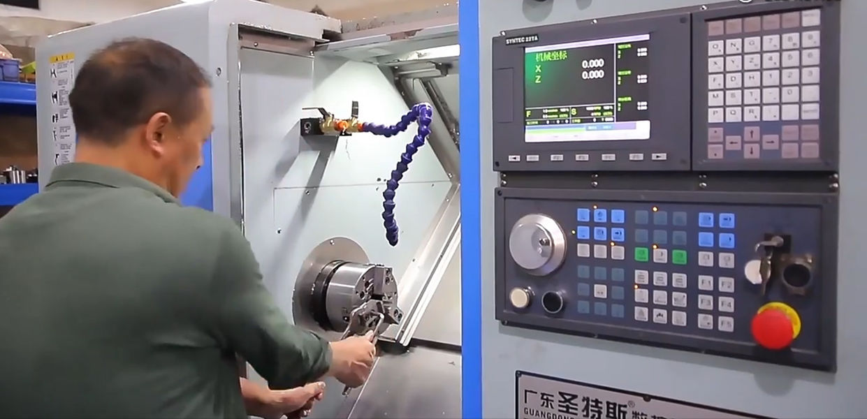 Dongguan Zhongwei Metal Products Co., Ltd 製造者の生産ライン