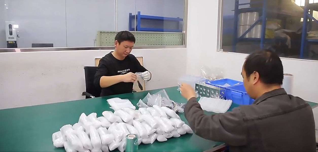 Dongguan Zhongwei Metal Products Co., Ltd 製造者の生産ライン